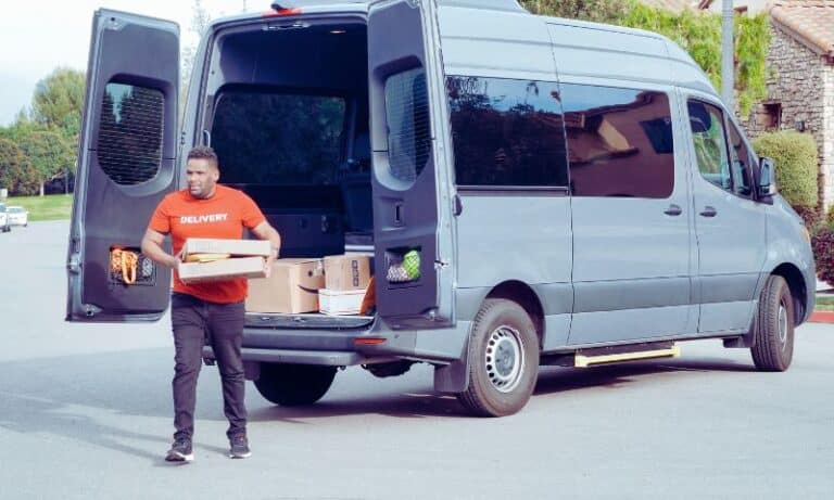 NAPA Hamilton is hiring Delivery Drivers